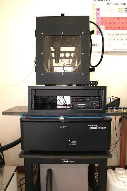 Image-3-Michigan-Tech---Indentation-system-on-a-Negative-Stiffness-vibration-isolator